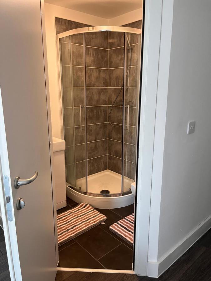 The Serviced Accommodations Harlow Dış mekan fotoğraf